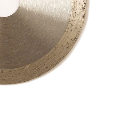 مكبس ساخن 4.5 بوصة 115 × 1.2 / 1.8 × 10 × 22.23 مم شفرات منشار البلاط الماسي للأغراض العامة والسيراميك والرخام والخرسانة